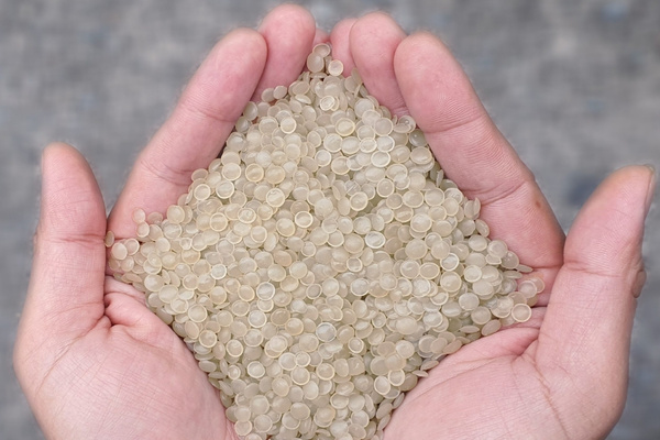Hạt nhựa tái sinh LDPE có bề mặt láng mịn, mềm dẻo